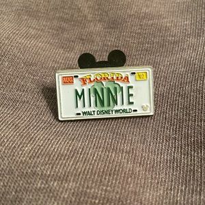 Hidden Mickey Disney Trading Pin Minnie License Plate 2006